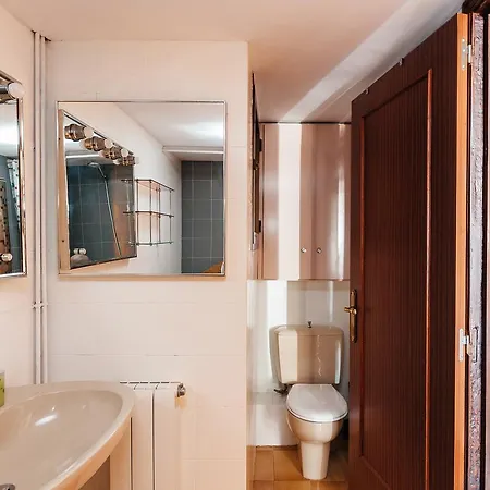 Guillermo Tell Apartment *